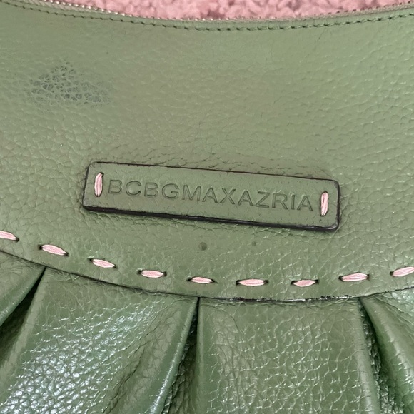 BCBGMaxAzria Y2K Pebbled Leather Crescent Baguette Hobo Purse Shoulder Bag - Picture 3 of 7